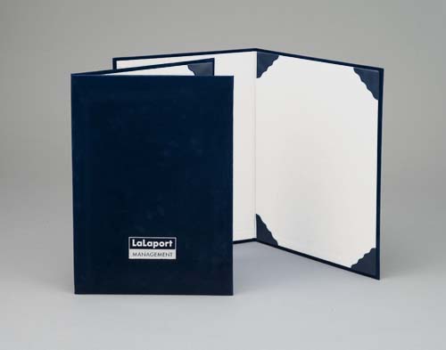 会社の表彰式で使用するホルダー