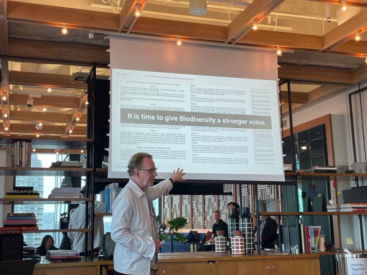 世界的に有名なSDGsロゴデザイナー、ヤーコブ・トロールベックさんが日本に来日! ミヤザワ株式会社