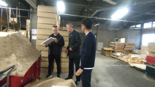 中国から紙器メーカーさん来社